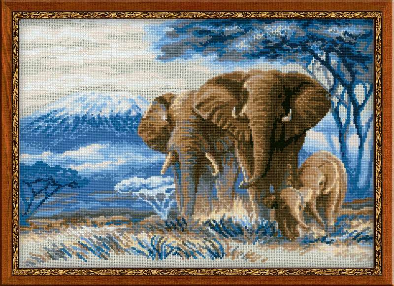 1144 Слоны в саванне